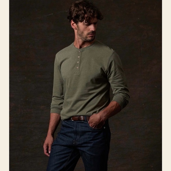 2 Henleys - Picture 5 of 6